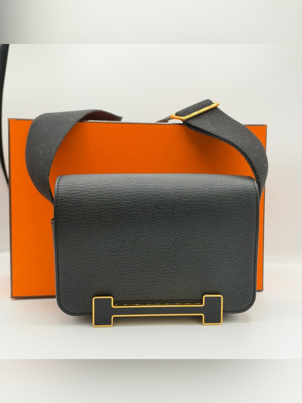 Hermes Geta Noir Black Chevre Mysore Gold Hardware B Stamp 2023 Box and Dust bag